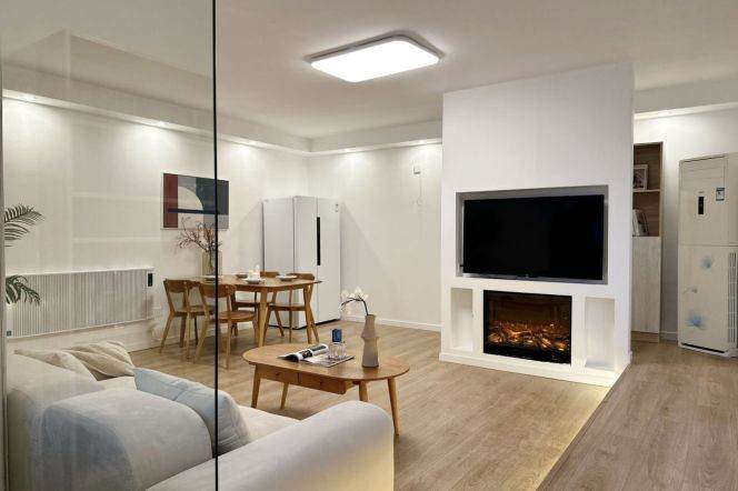 High Rise 2Bdrs & 2Btrs Apt +wall heating+oven@L7/13 Changshou Rd