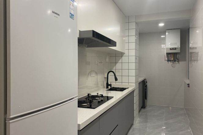 modern 2brs open balcony floor heating only nice view beside Huang pu river only 17.5K