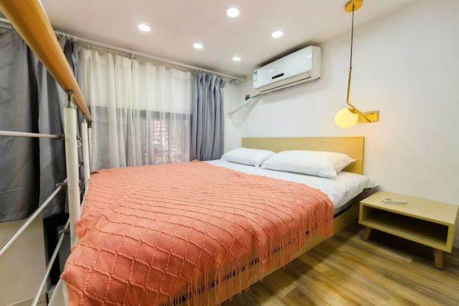 Full furnished 1br/2living & oven/loft @Jiangsu Rd & Line 2/11