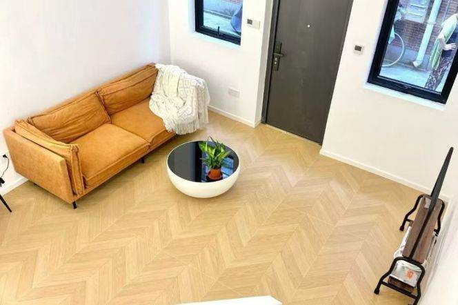 Spacious 1 loft Br Jingan Temple&Iapm