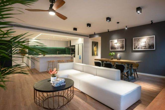 nice 3 brs big living room open kitchen floor heating near Jiang su road 26.8K