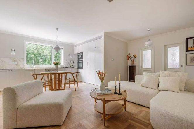 jing an 2+1br with terrace