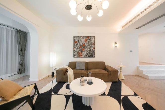 modern big 3brs floor heating modern furniture in Gubei Phase I 