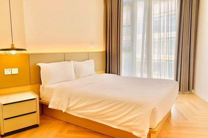 Brilliant one bedroom serviced apt+Floor Heating+oven Nr L7/13/14 Jing'an