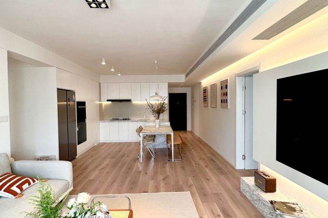 Spacious 4BR 2BA 170m² High-Floor nr People's Square