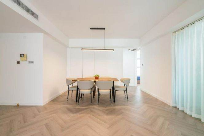 modern 3brs modern furniture in most popular compound Jing an temple only 25.5K