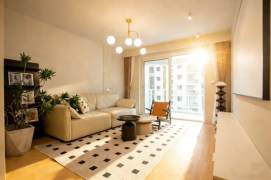 Elevator Spacious 2Br/2Lr/1Bt+Outdoor Balcony@L2/3/4 Zhongsha Park Station 