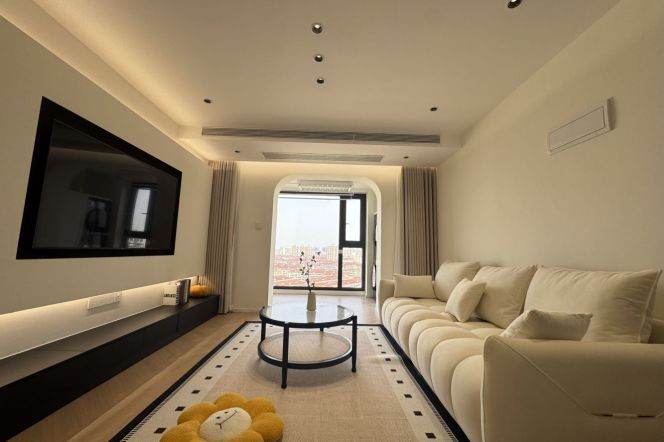 2 Brs, 2 Baths with Floor Heating/Central ac, 120 sqm @ Zhongtan metro L3&4