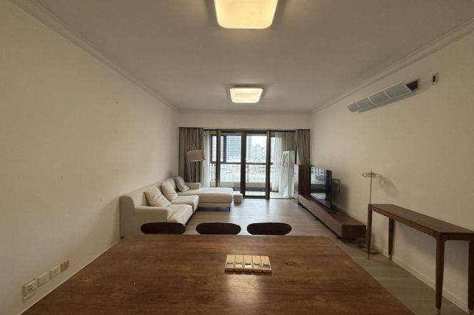 modern 3brs floor heating nice balcony in best compound Xintiandi only 31.5K