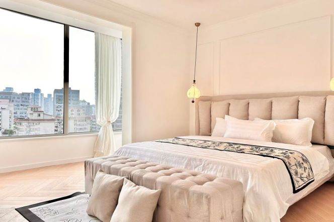 1 Big Br with Floor heating/Central ac/Oven, 90 sqm @ Shanghai Stadium L4