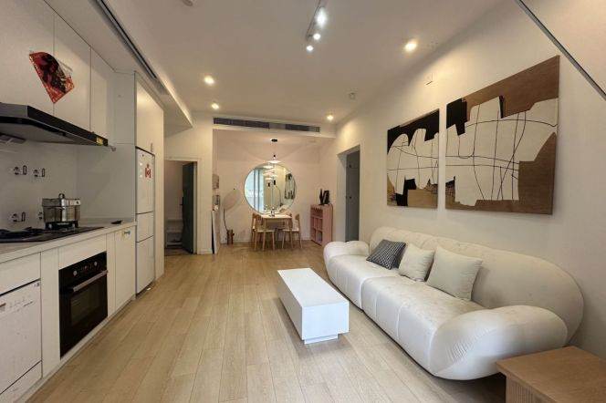 1br-Nandan East Road - 2 minutes to Line 1/9/11 - Xu Jiahui