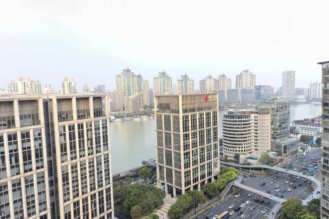 modern big 1 bedroom floor heating nice river view beside Huang pu river 20.8K