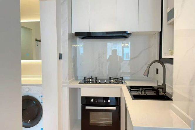 Elevator Comfortable apt L3/4