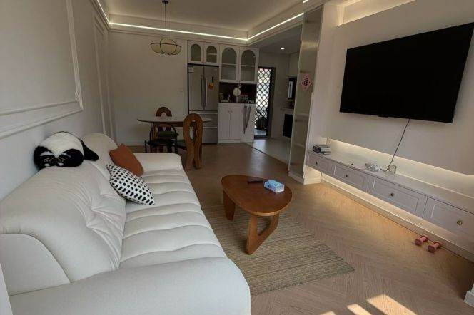 Spacious 1Br/2Lr/1Bt Close to L2/3/4 Zhongshan Park Station 