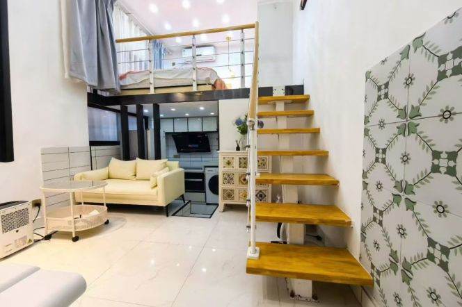 Full furnished 1br/2living & oven/loft @Jiangsu Rd & Line 2/11