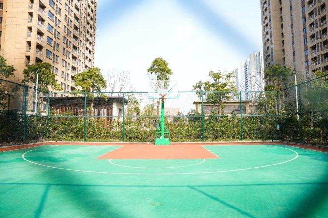 1br, Next to subway L11 & Mall, new compound, 3.7k