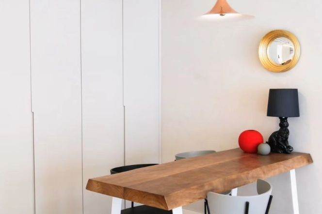 Highrising modern building 4br with balcony wukang rd & chang le rd 