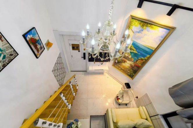 Full furnished 1br/2living & oven/loft @Jiangsu Rd & Line 2/11