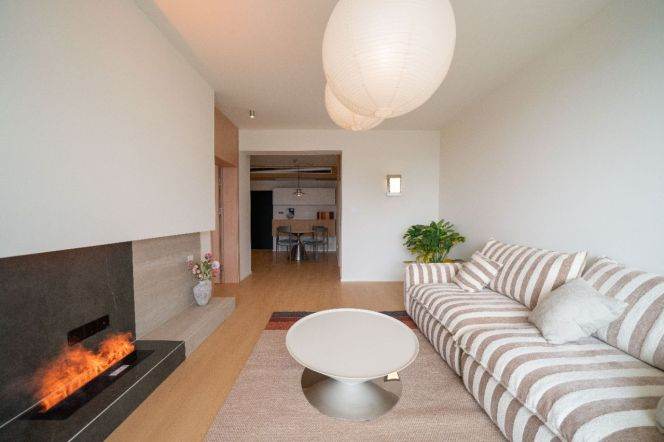 2 Brs, 2 Baths,Open Balcony/Floor heating/Central ac, 120 sqm @ Shanghai west railway station L11&15