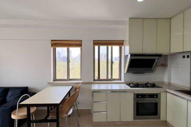 Elevator 1br with heating @Yueyang Road,Metro Line 1/7/9/12