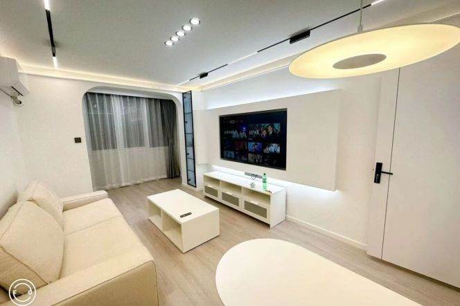 Cozy 1Br/2Lr/1Bt Close to L2/15 Loushanguan Rd Station&L2/3/4 Zhongsha Park Station 