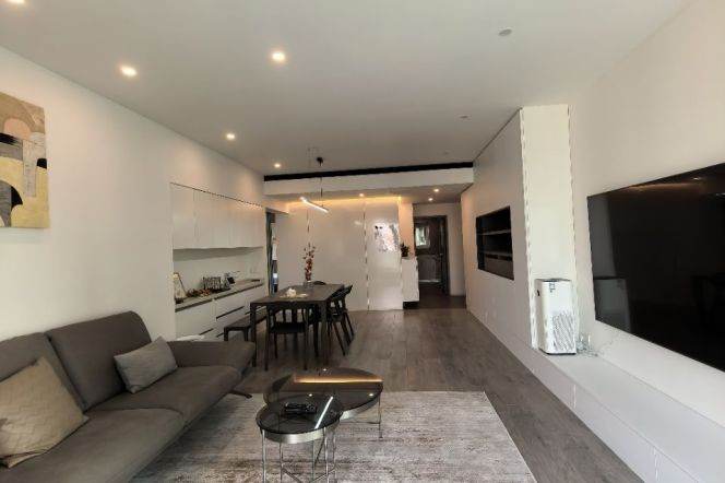 modern 2brs floor heating wooden floor nice view wooden floor beside Huang pu river 26.3K
