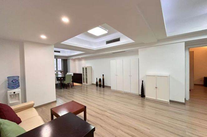 Full furnished 2br/120sqm & oven/elevator @Jing'An temple