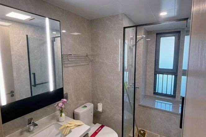 3Br nr line2 line17 American school &German French School& SUIS 