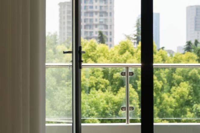 Park view & Lake view 3br 2bt open balcony floor heating parking spot available 