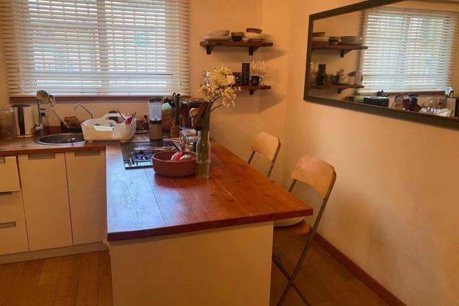 2 brs near L1/L10/L12 south shaanxi rd station