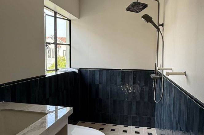 Classic heritage compound on West Jianguo Road & Middle wulumuqi Road