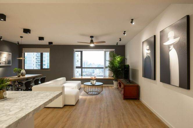 Stylish 150sqm home near wukang & anfu rd big open kitchen big livingroom