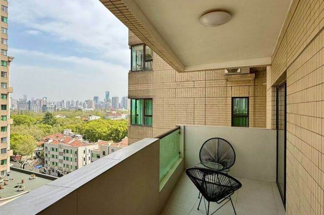 Shanghai library station two bedroom