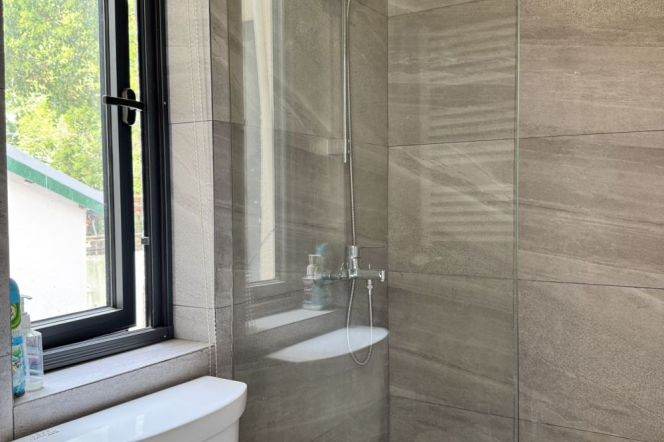 Greeny&High ceiling 3Br-2bathr Apt + 2 open balcony | Shanghai Library L10 & Hengshan rd L1