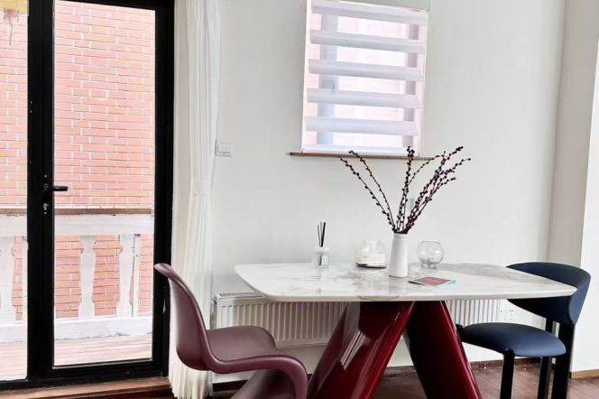 Xintiandi 2BR 2BALCONIES 1TERRACE apartment