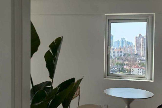 Light-filled 1br Apt Yueyang road