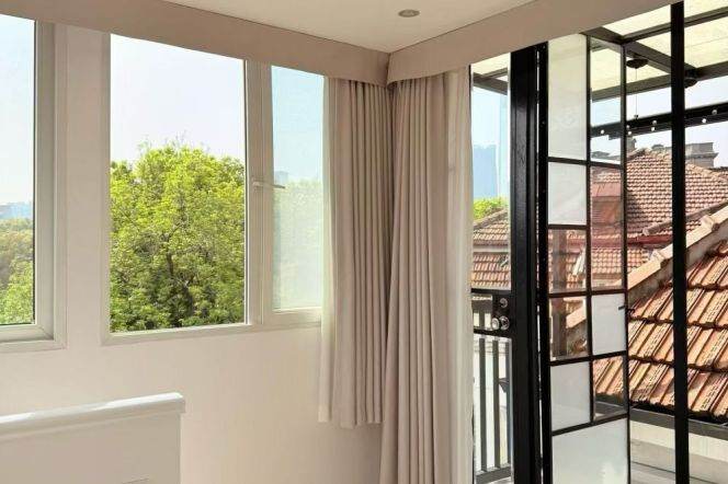 2+1 Rooms with Terrace, Oven, Dryer, 110 sqm @ Shanghai Library L10