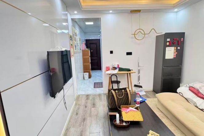 Nice yard 1Br/1Lr/1Bt apt nr Hongqiao rd,M3/4/10