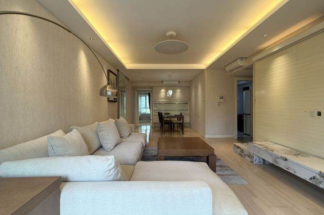 Well-equipped 3BR 2BA in One Park Avenue/Jing'an Temple