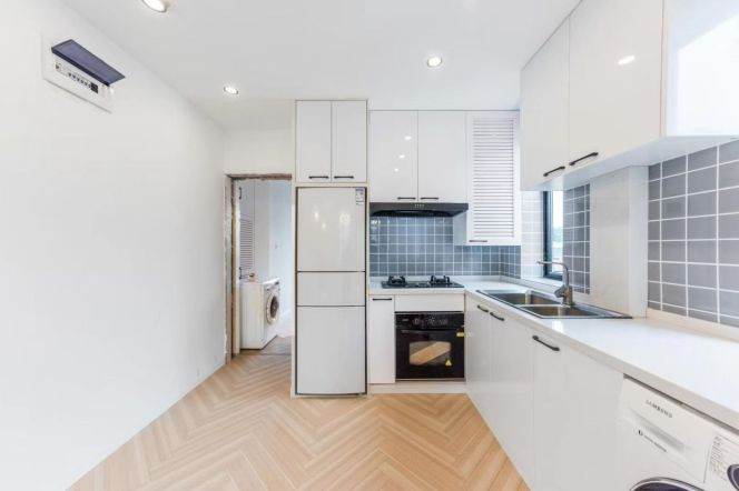 comfy 1br Apt SH library MTR