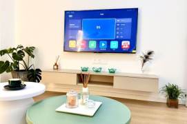 Elegant 2br apt,modern kitchen with Oven, close to Line 12