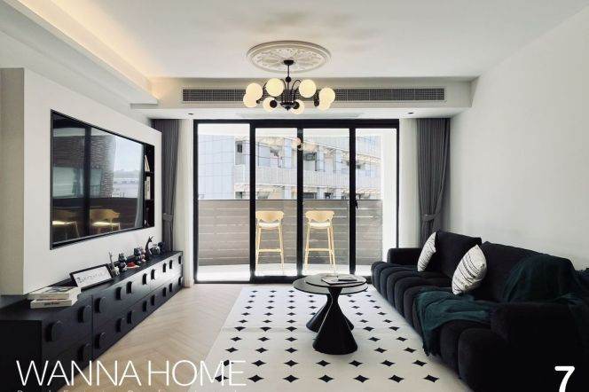 Garden Compound/Gubei Area/Brand New/Elevator/Parking/Balcony/Bathtub/Large Storages/Cozy3br2bt