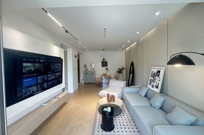 1br, subway L6, Balcony, floor heating, dryer, modern, 12k