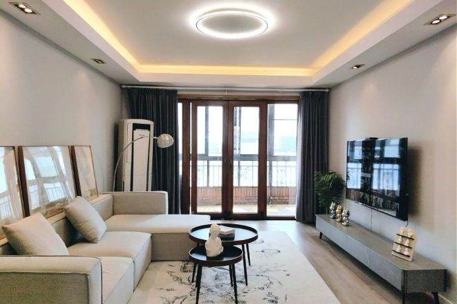 modern 2brs floor floor heating nice balcony in Gubei Phase II 