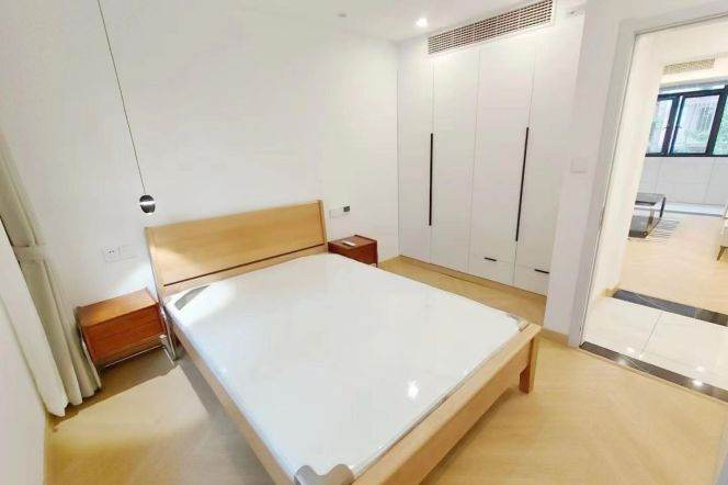 Zhongshan park/spacious 1br 2lr/floor heating/all bright room/nice location@L2/3/4