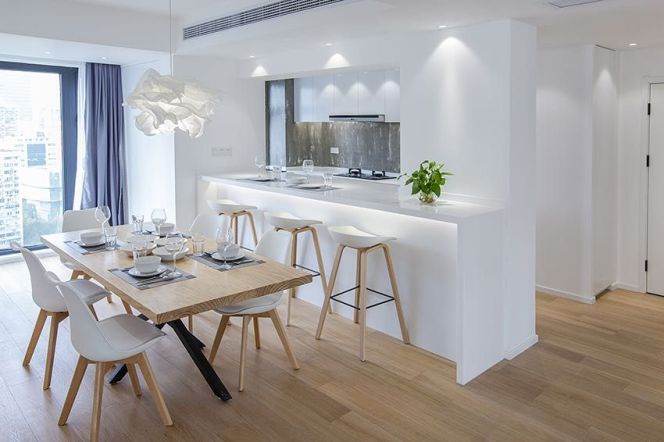 Spacious 180sqm 3br 2bt with 3 open balconies big open kitchen