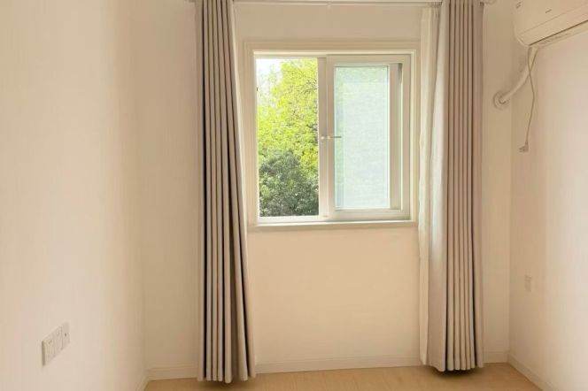 2+1 Rooms with Terrace, Oven, Dryer, 110 sqm @ Shanghai Library L10