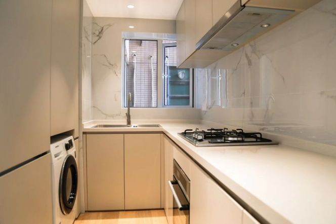 Modern 4BR 2BA High-rise nr Anfu Rd/Wukang Rd