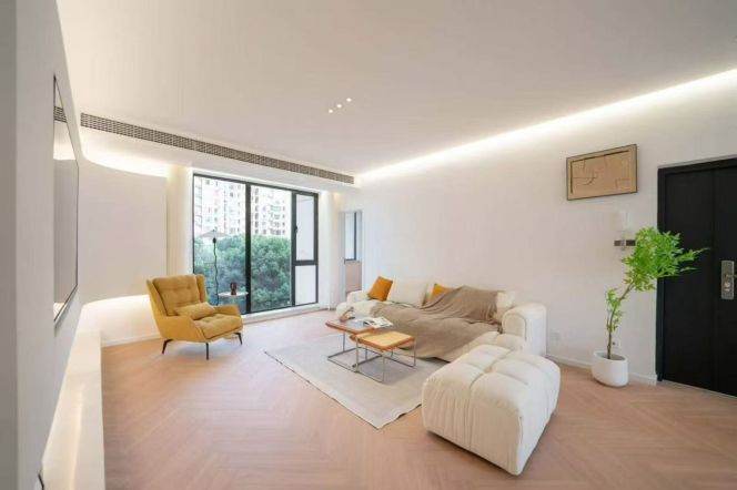 modern 3brs nice furniture in Green city area close to Dulwich and concordia line 9,18