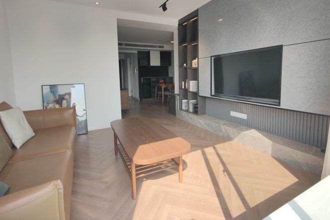 Premium 2BR · | High Floor View | 25,000 RMB/month